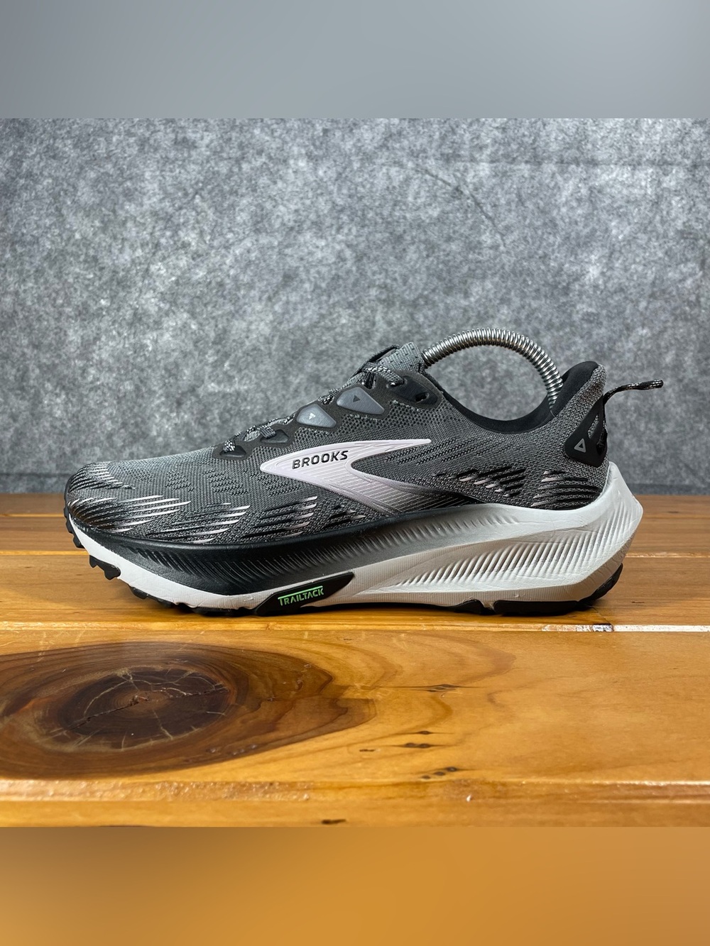 Brooks Ghost Trail Womens Size 9.5 B Gray Black Trail Running Shoes 1204641B037 - Picture 8 of 16
